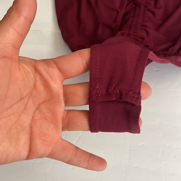 BCBGeneration Burgundy V Neck Front Shirring Bodysuit Size S/M - Picture 5 of 6